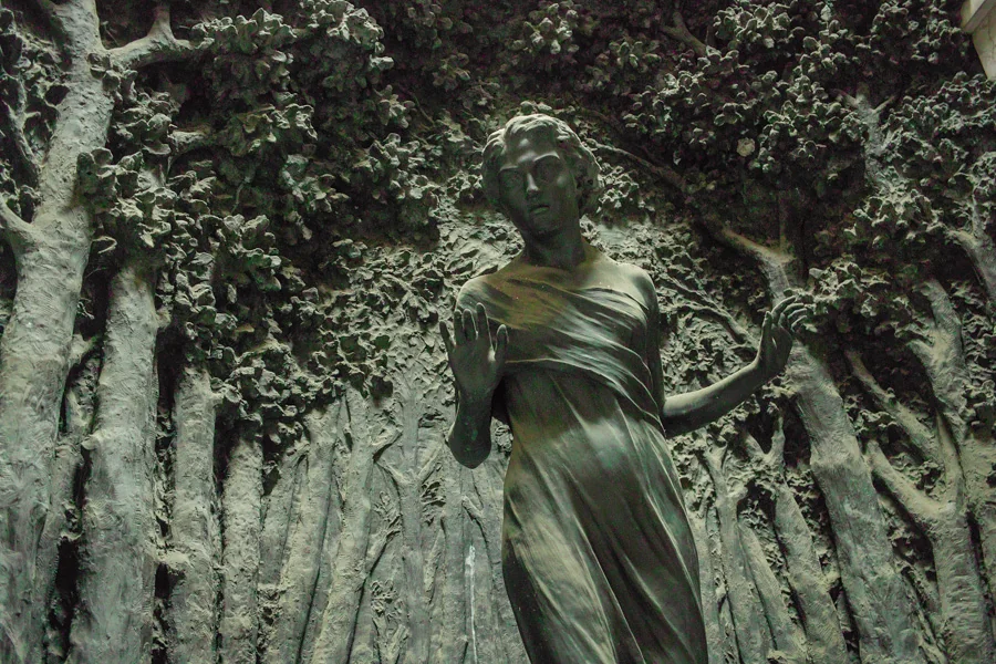 Monument 