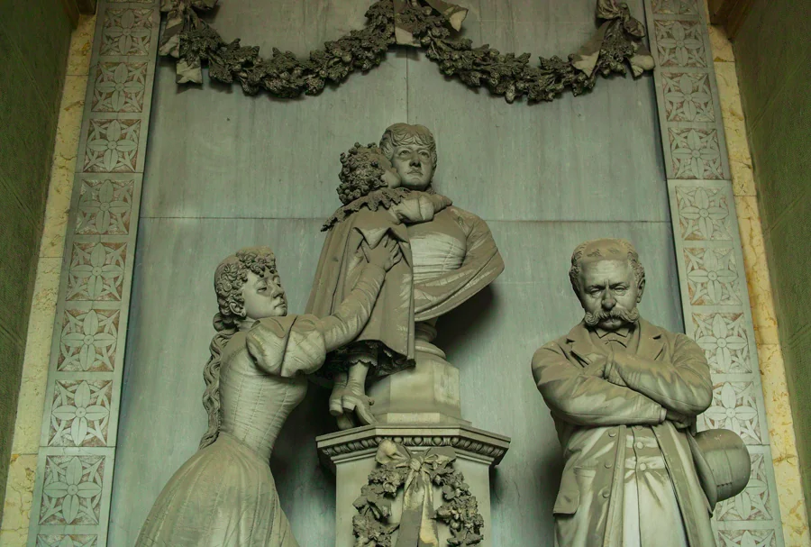 Monument 