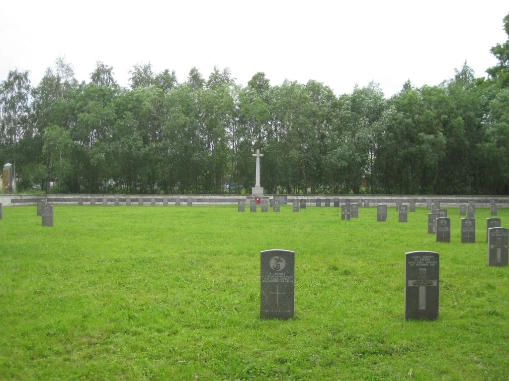 Archangel allied cemetery 