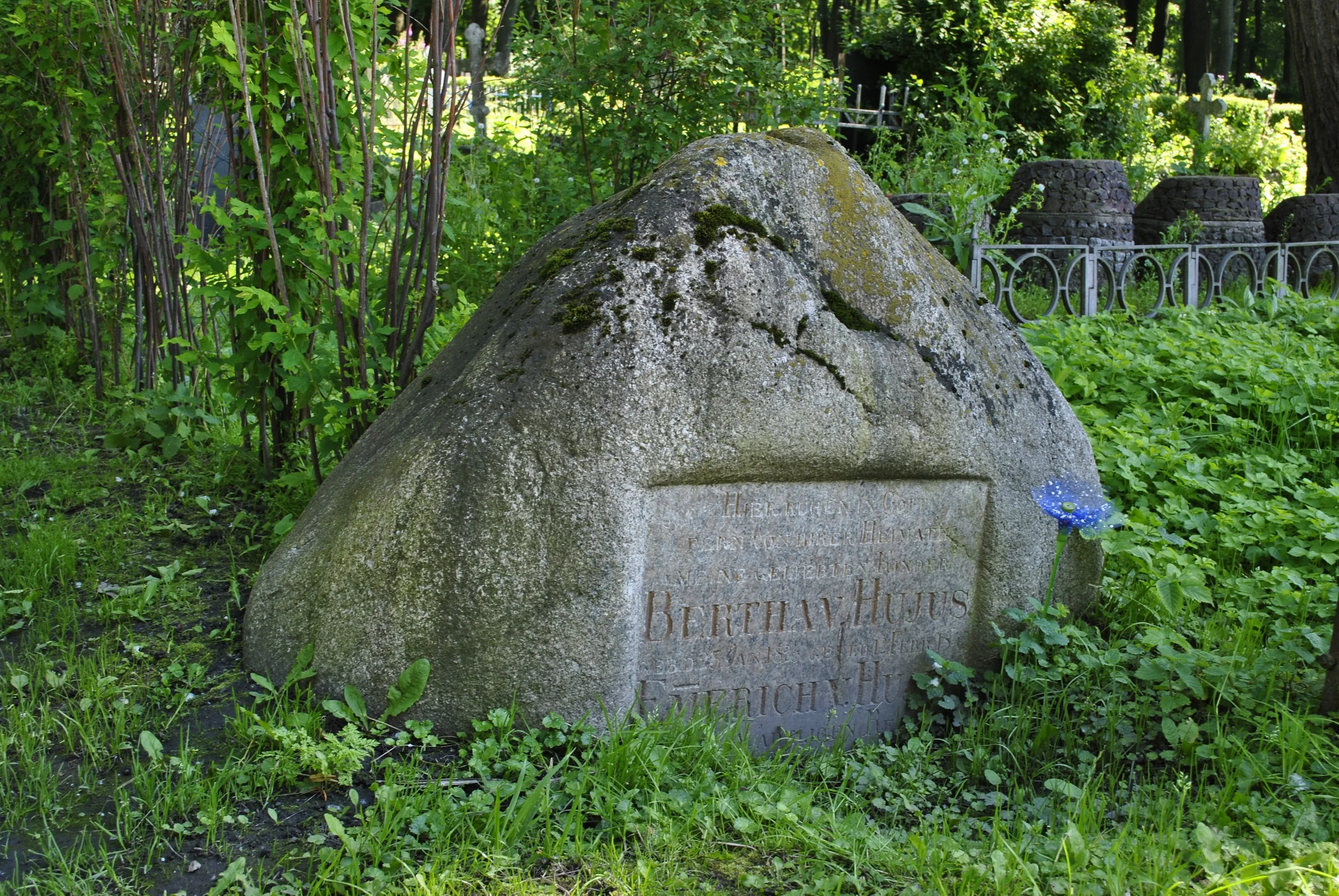 Berthav Hujus