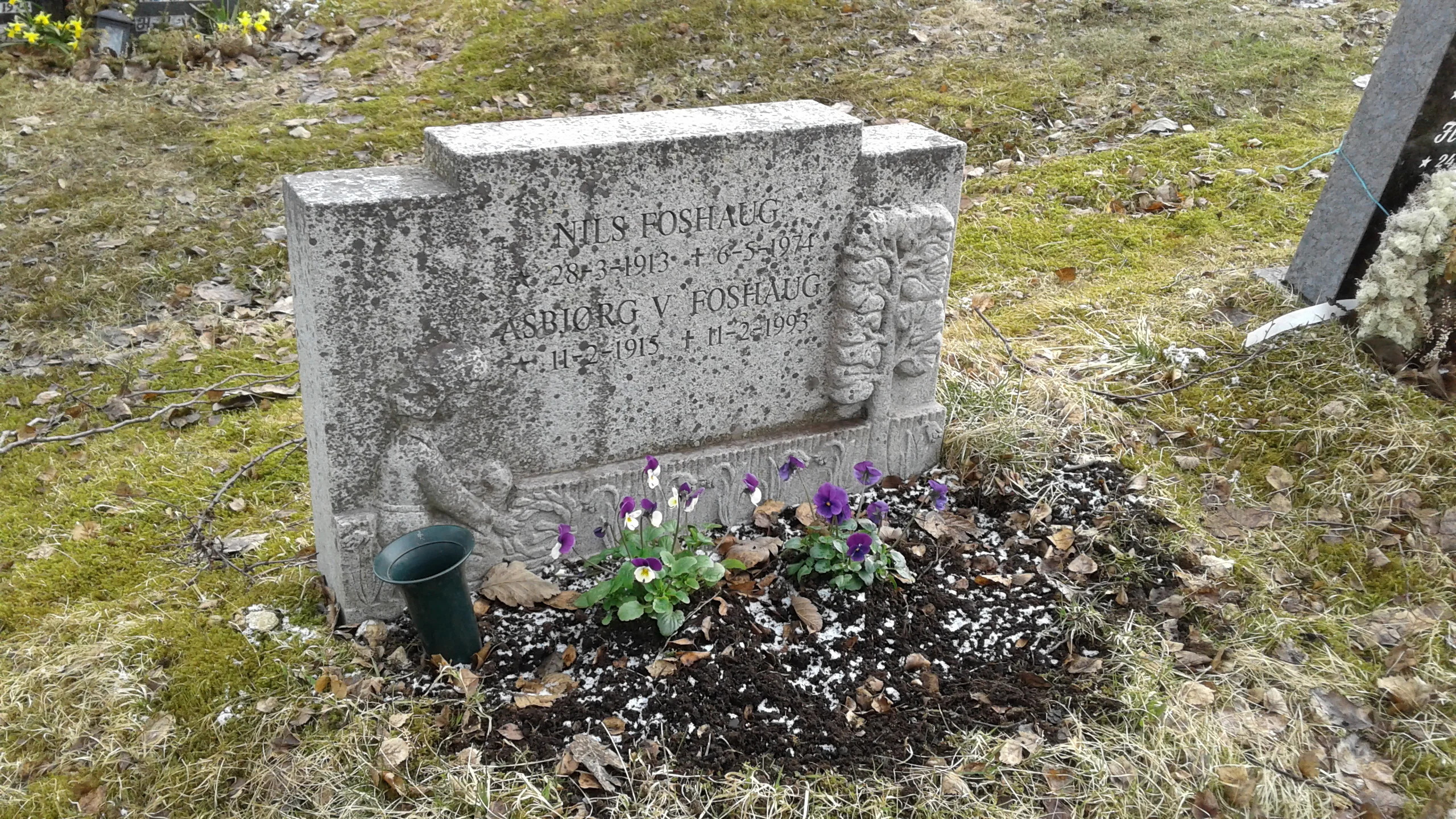 Nils  Foshaug